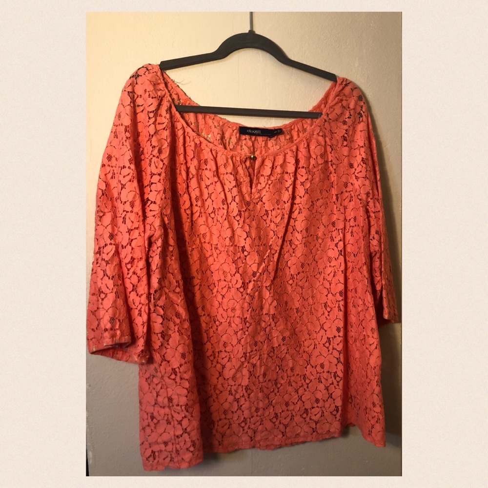 Coral eyelet 3/4 sleeves top
